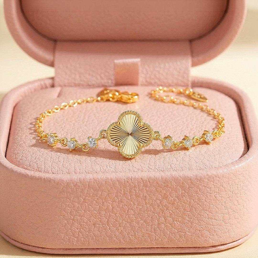 Sunburst Clover Gold Bracelet | Luxe6508