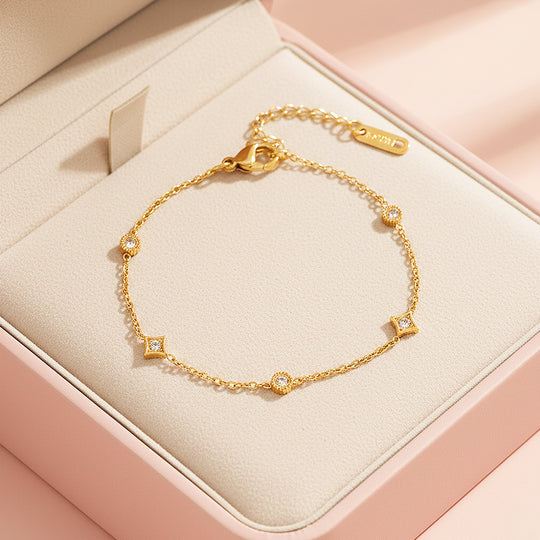 Vintage Star &amp; Medallion Bracelet | 18K Gold | Diamond Simulant | Luxe6525 - Bracelet | Singapore Jewellery, Wedding Rings &amp; Gifts | Same Day Delivery | Tiara.com.sg