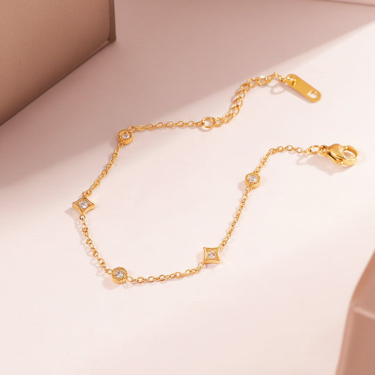 Vintage Star &amp; Medallion Bracelet | 18K Gold | Diamond Simulant | Luxe6525 - Bracelet | Singapore Jewellery, Wedding Rings &amp; Gifts | Same Day Delivery | Tiara.com.sg
