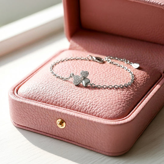 Heart-Petal Clover Charm Bracelet | Luxe6533 - Bracelet | Singapore Jewellery, Wedding Rings &amp; Gifts | Same Day Delivery | Tiara.com.sg