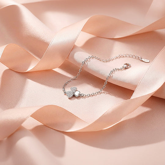 Heart-Petal Clover Charm Bracelet | Luxe6533 - Bracelet | Singapore Jewellery, Wedding Rings &amp; Gifts | Same Day Delivery | Tiara.com.sg