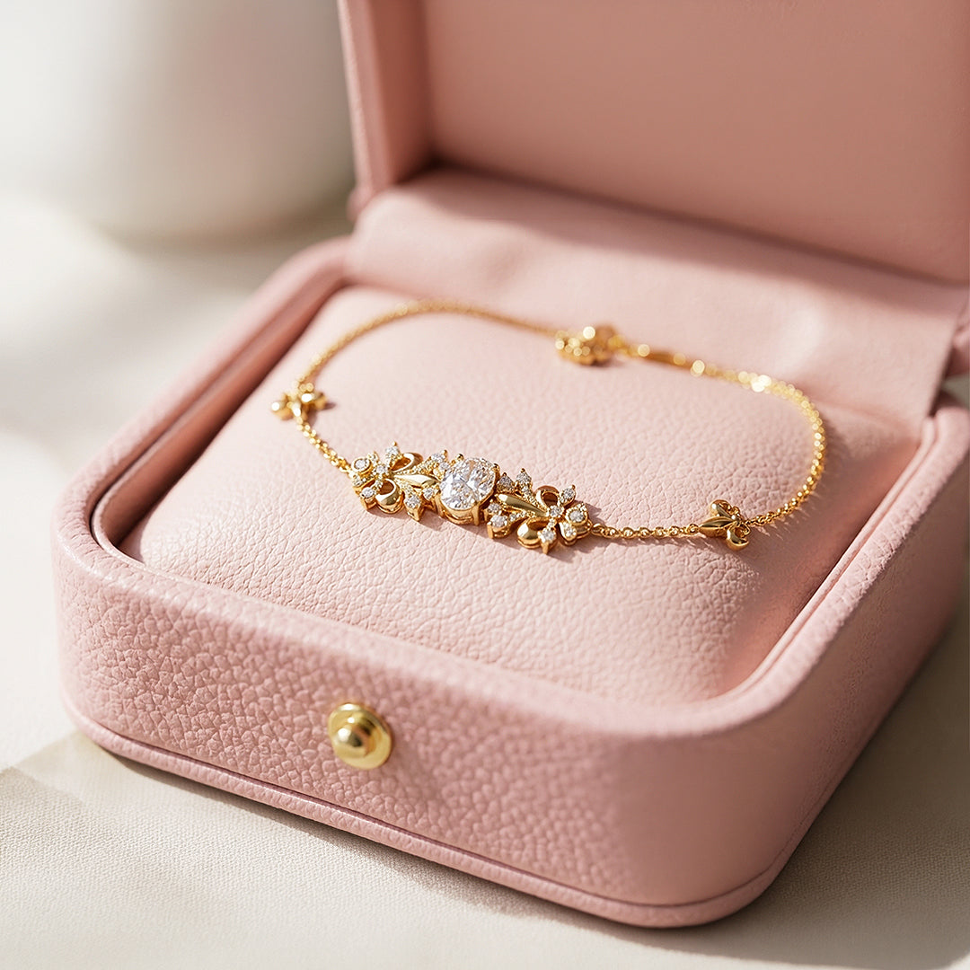 Vintage Fleur-de-Lis Statement Bracelet | 18K Gold | Luxe6540 - bangle | Singapore Jewellery, Wedding Rings &amp; Gifts | Same Day Delivery | Tiara.com.sg