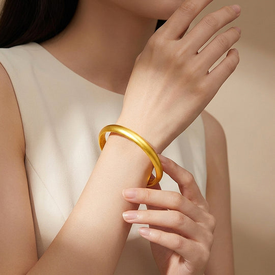 Pixiu Engraved Gold Bangle Bracelet | Luxe6542 - bangle | Singapore Jewellery, Wedding Rings &amp; Gifts | Same Day Delivery | Tiara.com.sg