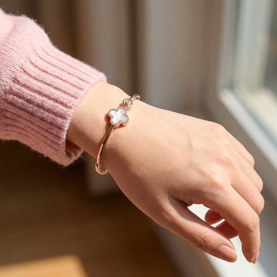 Clover Inlay Cuff | Luxe6556 - bangle | Singapore Jewellery, Wedding Rings &amp; Gifts | Same Day Delivery | Tiara.com.sg