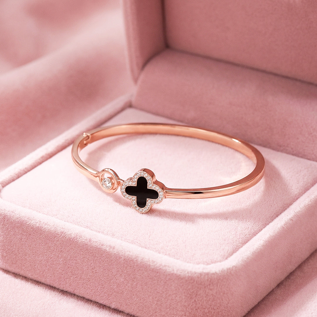 Clover Inlay Cuff | Luxe6556 - bangle | Singapore Jewellery, Wedding Rings &amp; Gifts | Same Day Delivery | Tiara.com.sg