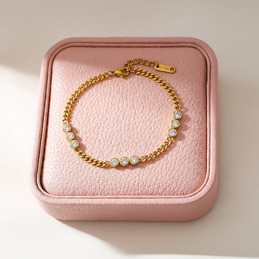 Dainty Gold Curb Chain Crystal Bracelet | Luxe6564