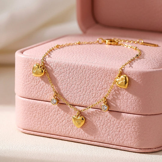 Dainty Gold Heart Charm Drop Bracelet | Luxe6570