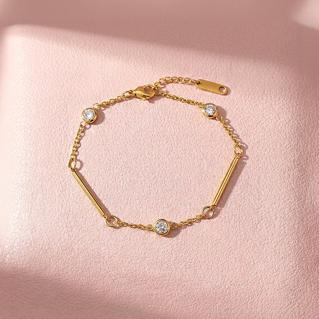 Minimalist Gold Bar &amp; Station Chain Bracelet | Luxe6571