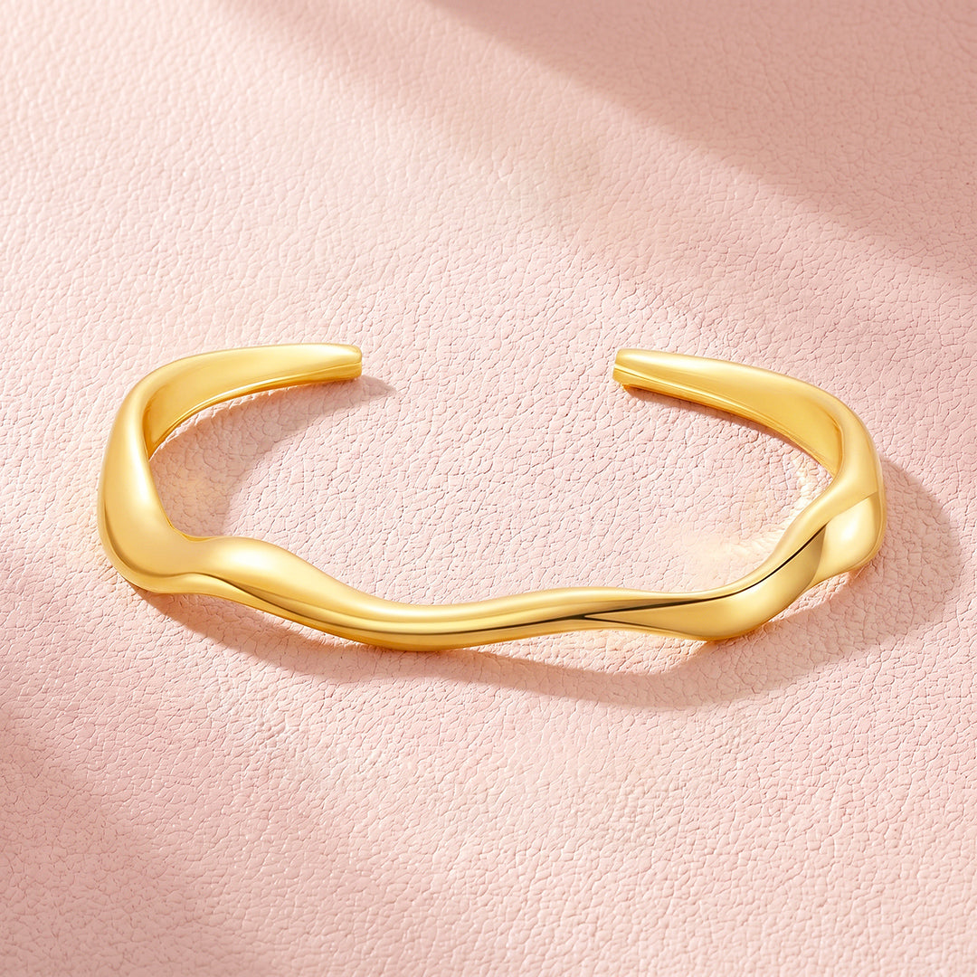 Fluid Wave Gold Cuff Bangle | Luxe6664