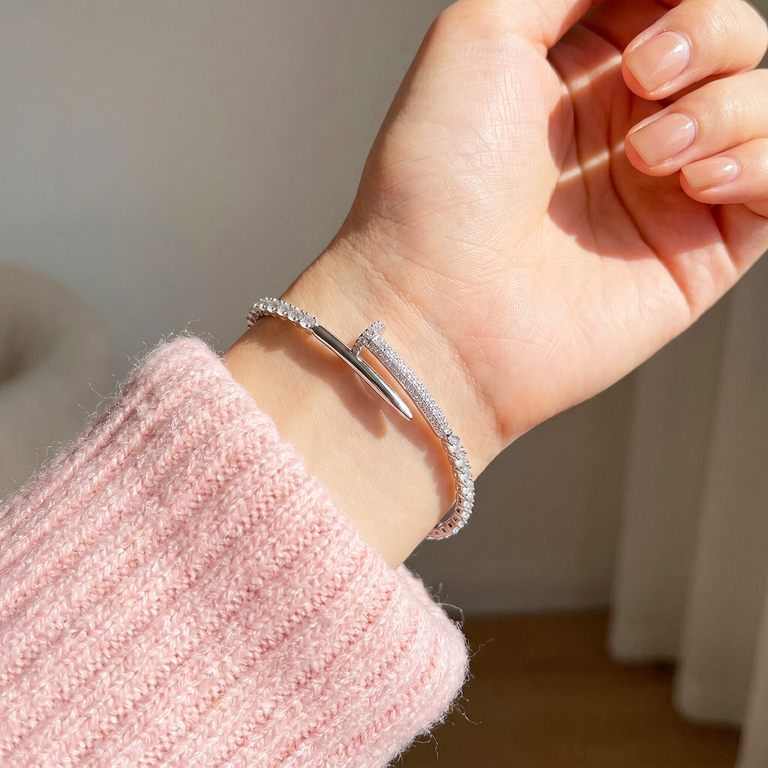 Pavé Nail Tennis Bracelet | White Diamond Simulant | Luxe6683