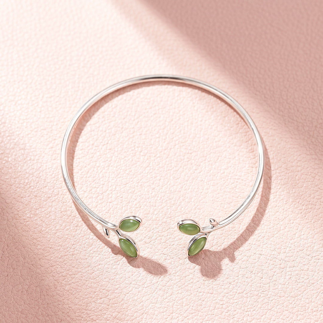 Olive Leaf Cuff Bangle | Green Cat&