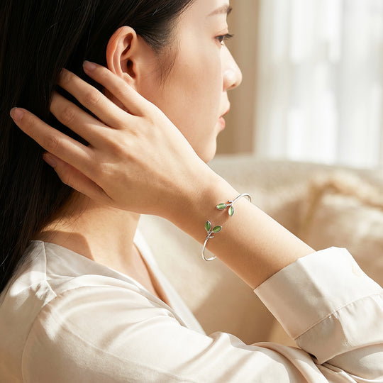 Olive Leaf Cuff Bangle | Green Cat&