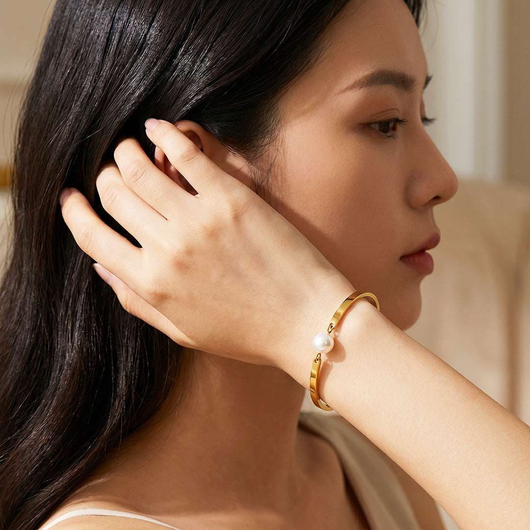 Single Pearl Flat Bar Bangle Bracelet | Luxe6720