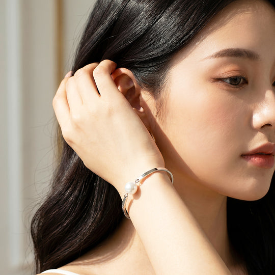 Single Pearl Flat Bar Bangle Bracelet | Luxe6720