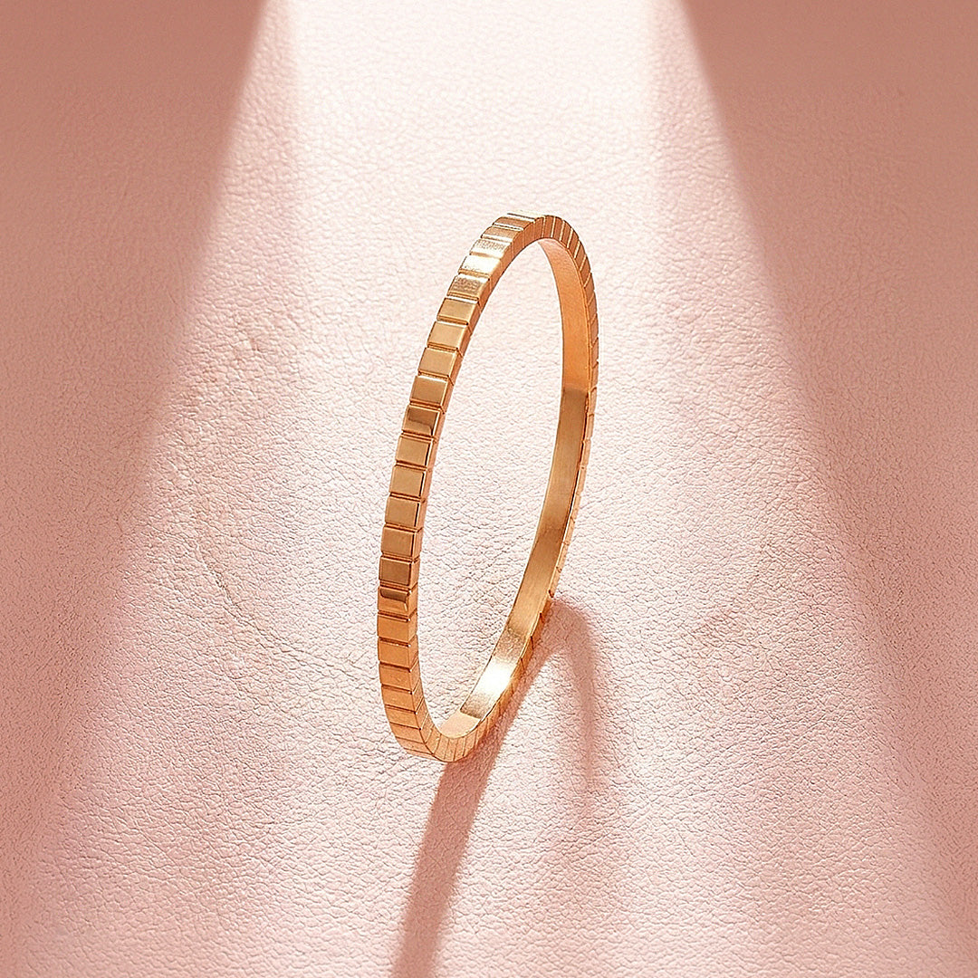 Structured Grooved Stackable Bangle | Women&