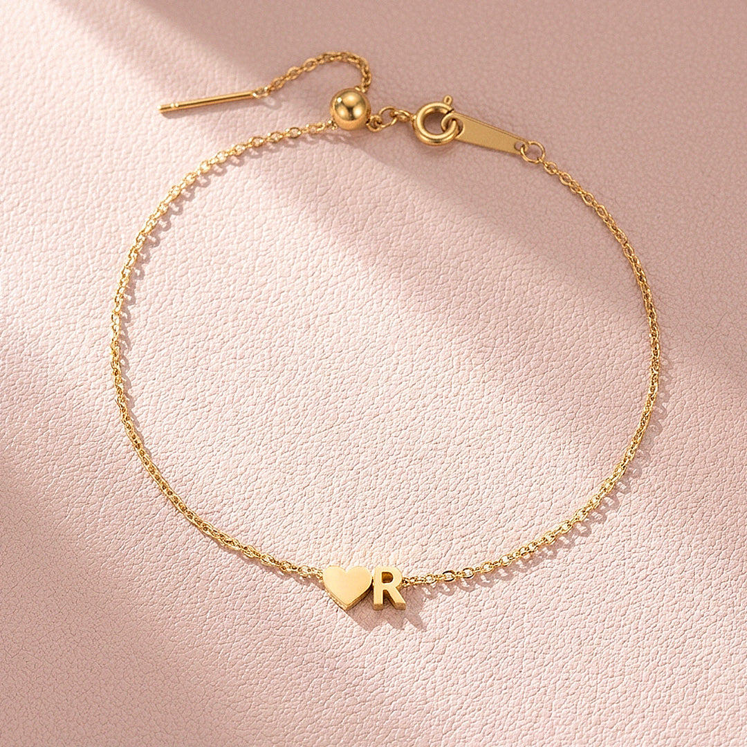 Initial Heart Charm Bracelet | Women&