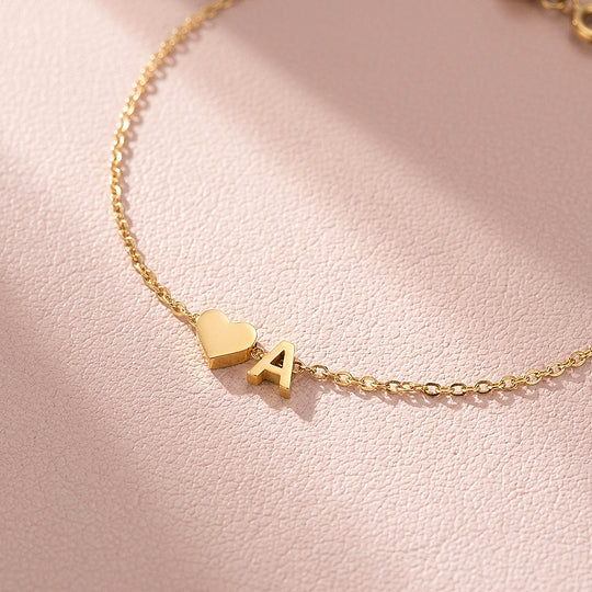 Initial Heart Charm Bracelet | Women&