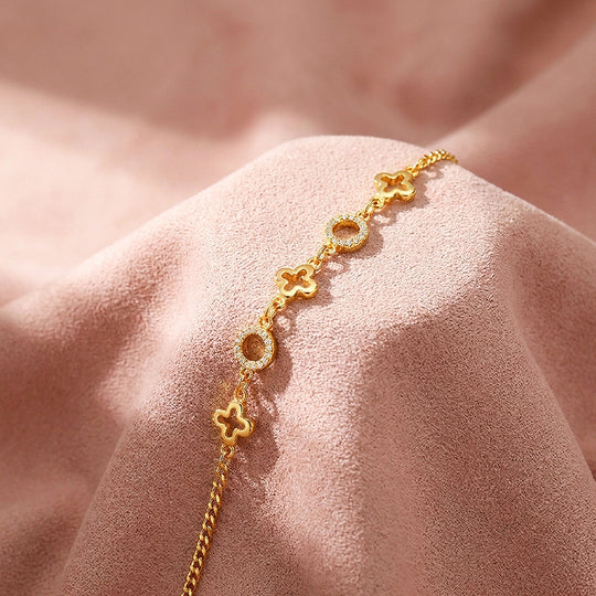 Clover Cross and Pavé Ring Chain Bracelet | Women&