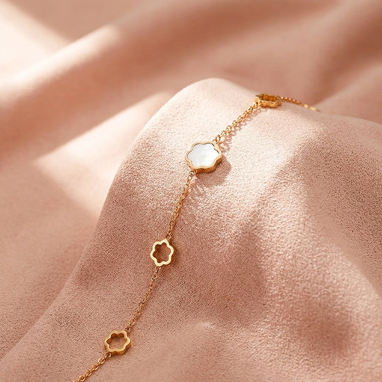Mother of Pearl Clover Chain Bracelet | Women&