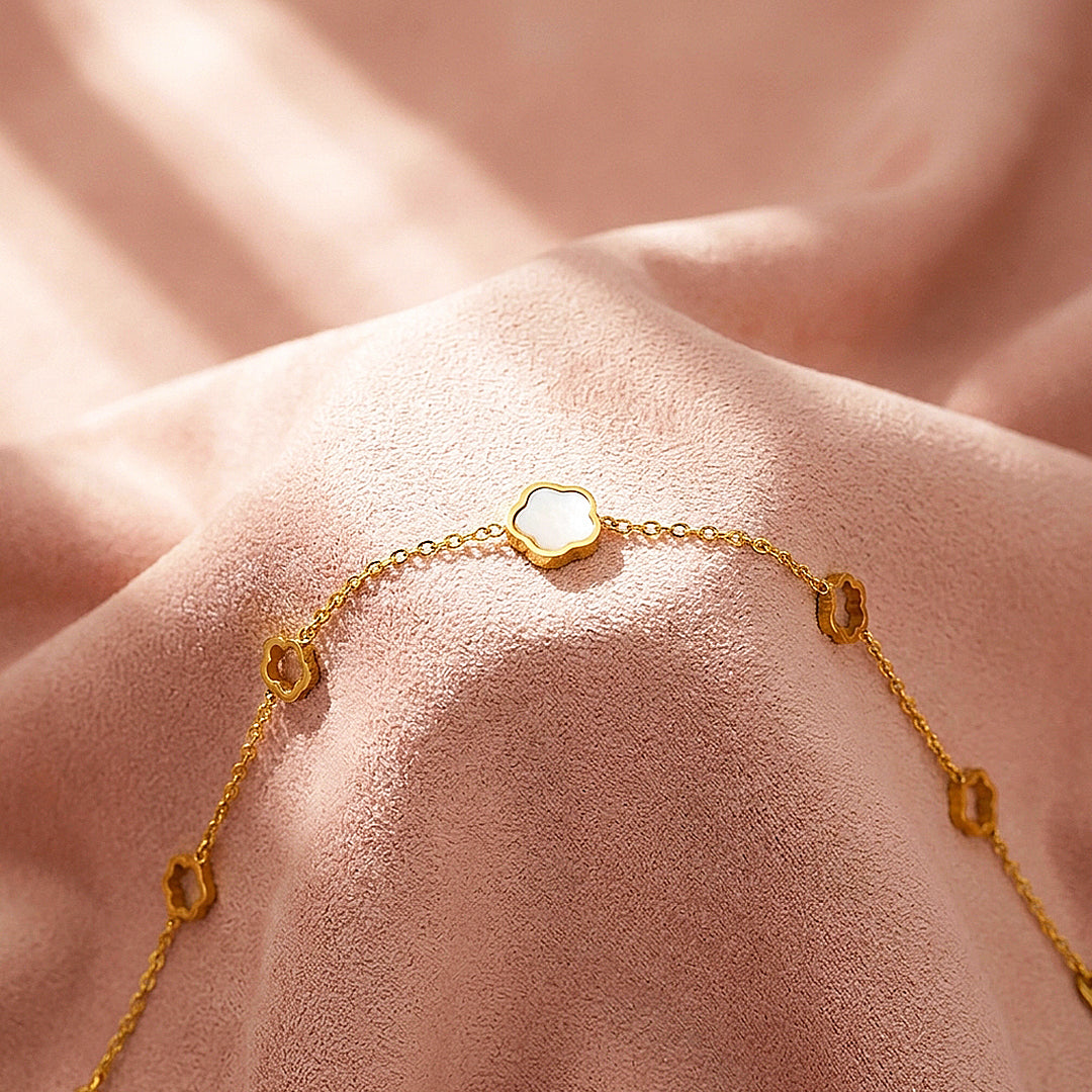 Mother of Pearl Clover Chain Bracelet | Women&