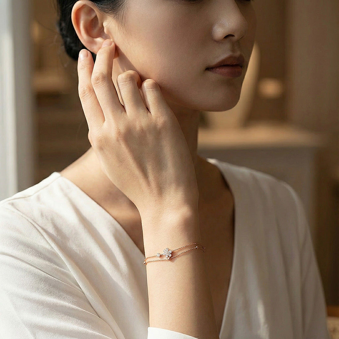 Snowflake Bracelet | Diamond Simulant | Luxe6190 - bangle | Singapore Jewellery, Wedding Rings & Gifts | Same Day Delivery | Tiara.com.sg