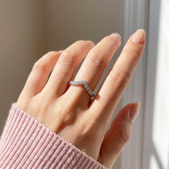 Chevron Pavé Band | Women&