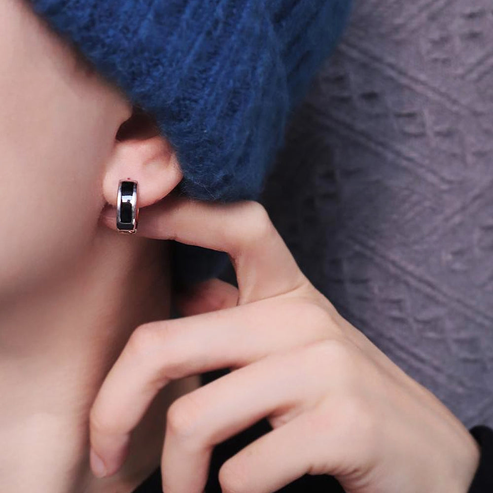 ME1010 - Earrings | Singapore Jewellery, Wedding Rings & Gifts | Same Day Delivery | Tiara.com.sg