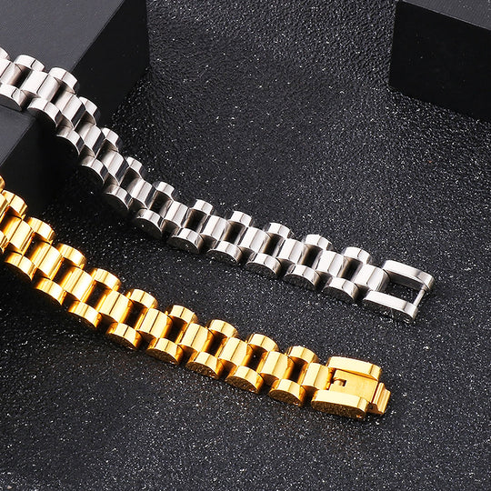 MN1074 - Necklace | Singapore Jewellery, Wedding Rings &amp; Gifts | Same Day Delivery | Tiara.com.sg