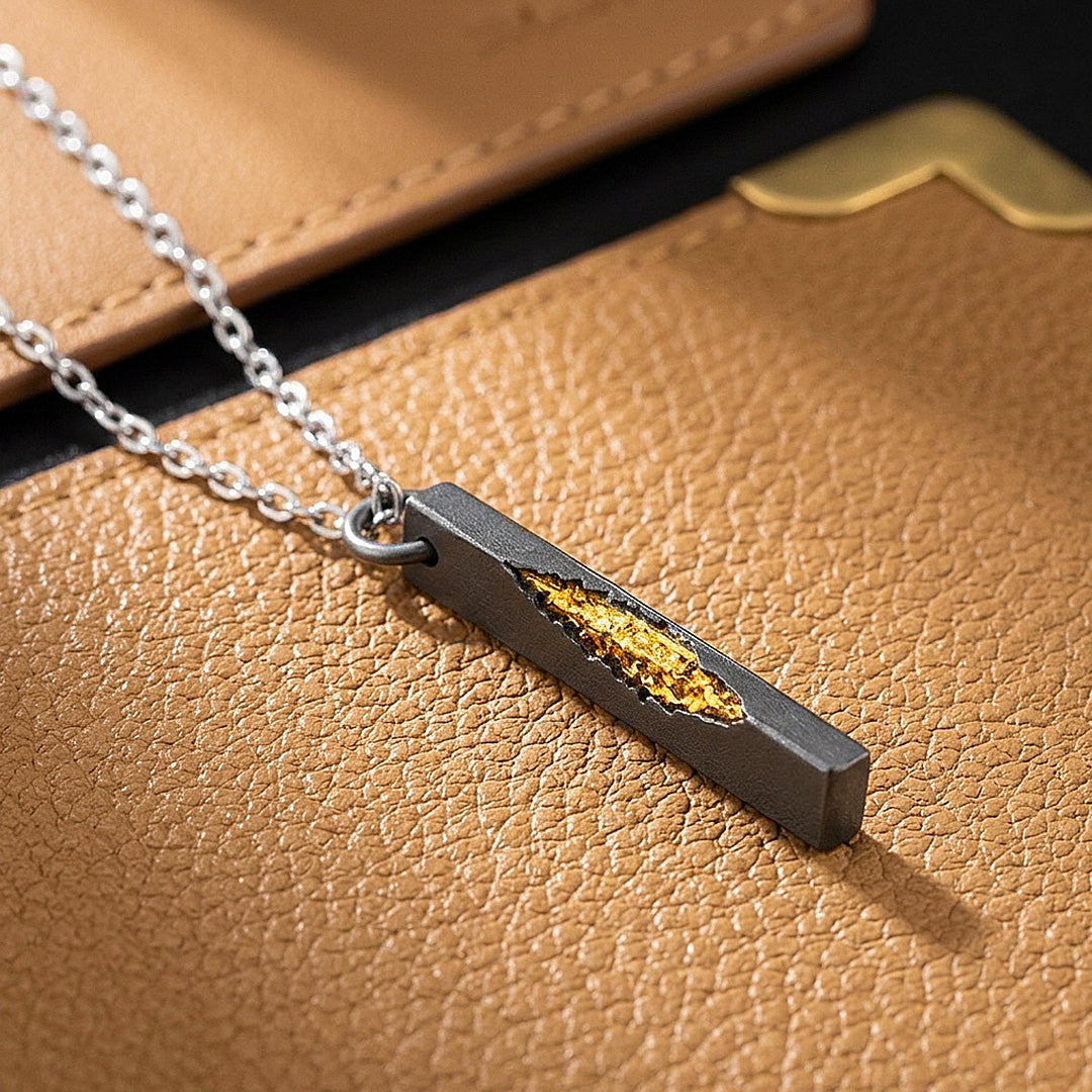 Gold Vein Bar Pendant | Men&