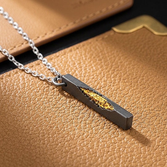 Gold Vein Bar Pendant | Men&