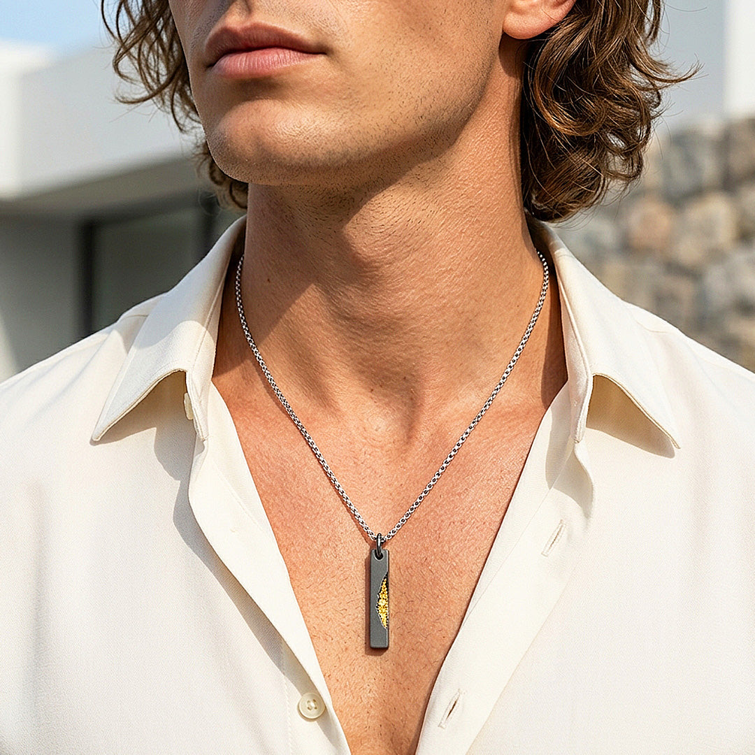 Gold Vein Bar Pendant | Men&