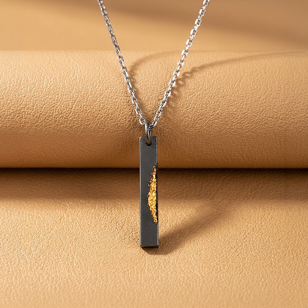 Gold Vein Bar Pendant | Men&