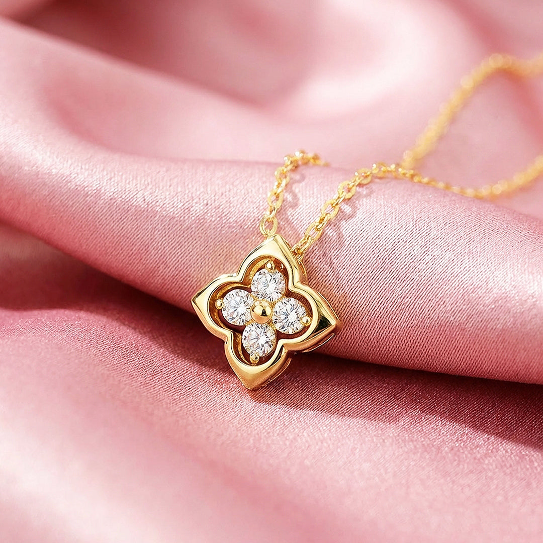 Four-Leaf Floral Cluster Moissanite Pendant Necklace | PRM2020