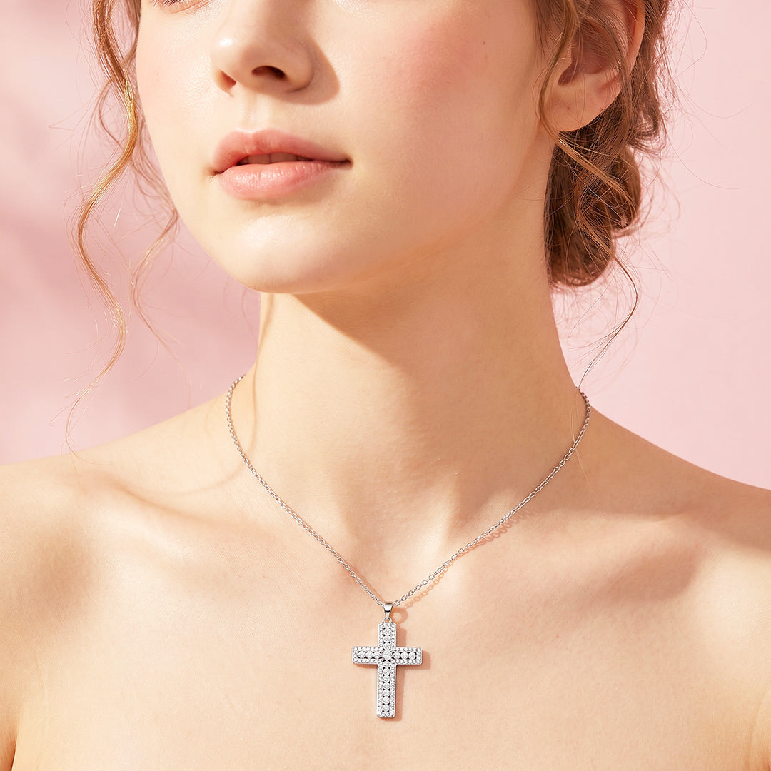 Pavé Moissanite Cross Pendant Necklace | Prm2072