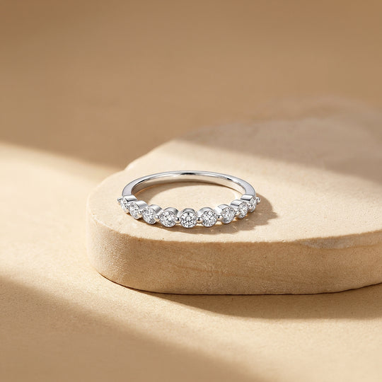 Graduated Bezel Eternity Ring | Moissanite | 925 Sterling Silver | Prm5002