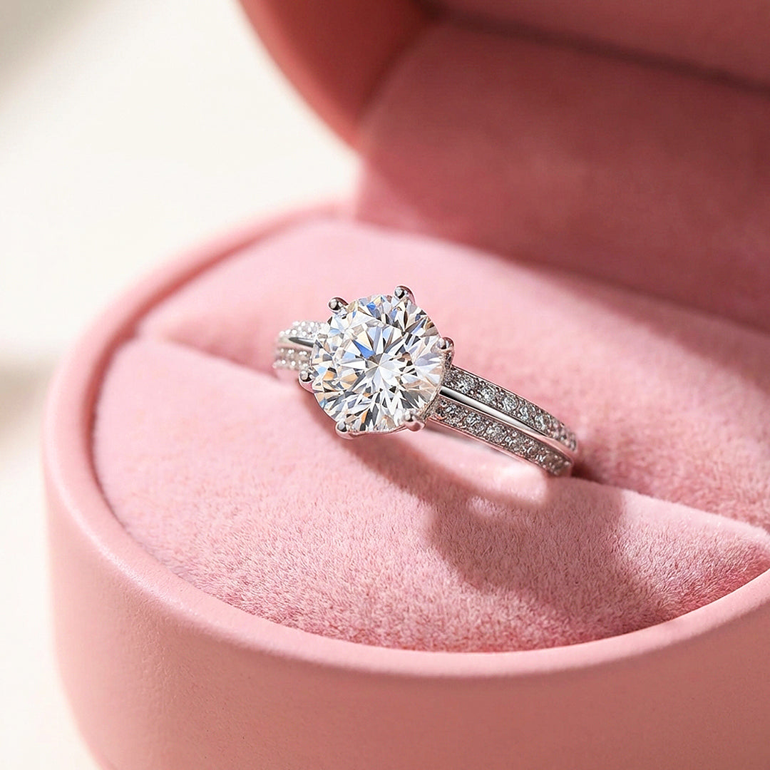 Round Brilliant Pavé Moissanite Ring | 925 Sterling Silver | PRM7105