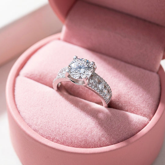 Round Brilliant Split Shank Moissanite Ring | 925 Sterling Silver | PRM7129