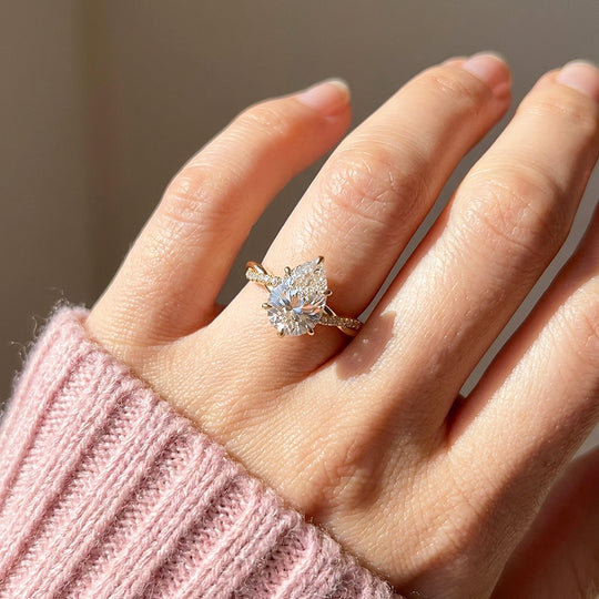 Pear Moissanite Twisted Pavé Band Ring | 925 Sterling Silver | PRM7232