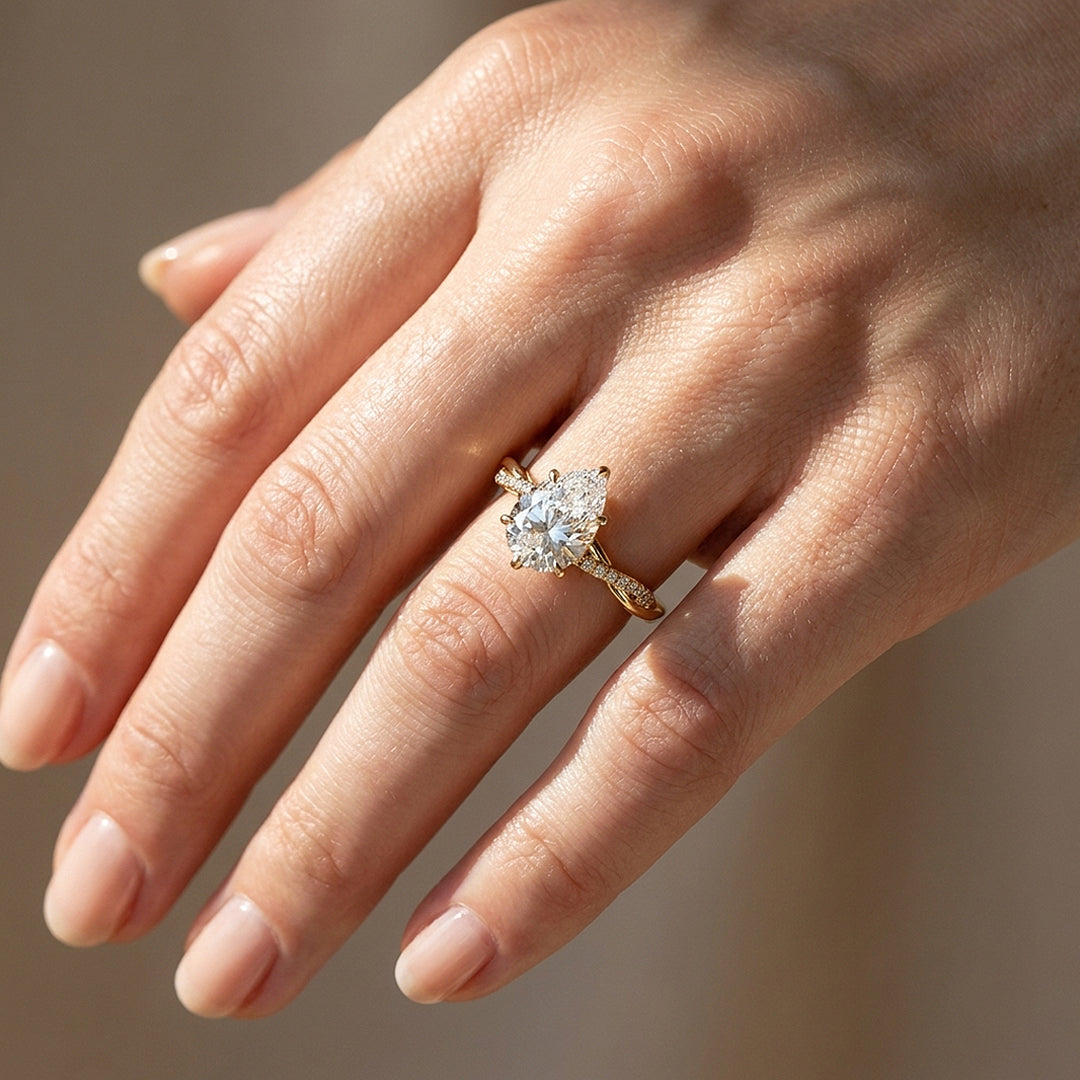 Pear Moissanite Twisted Pavé Band Ring | 925 Sterling Silver | PRM7232