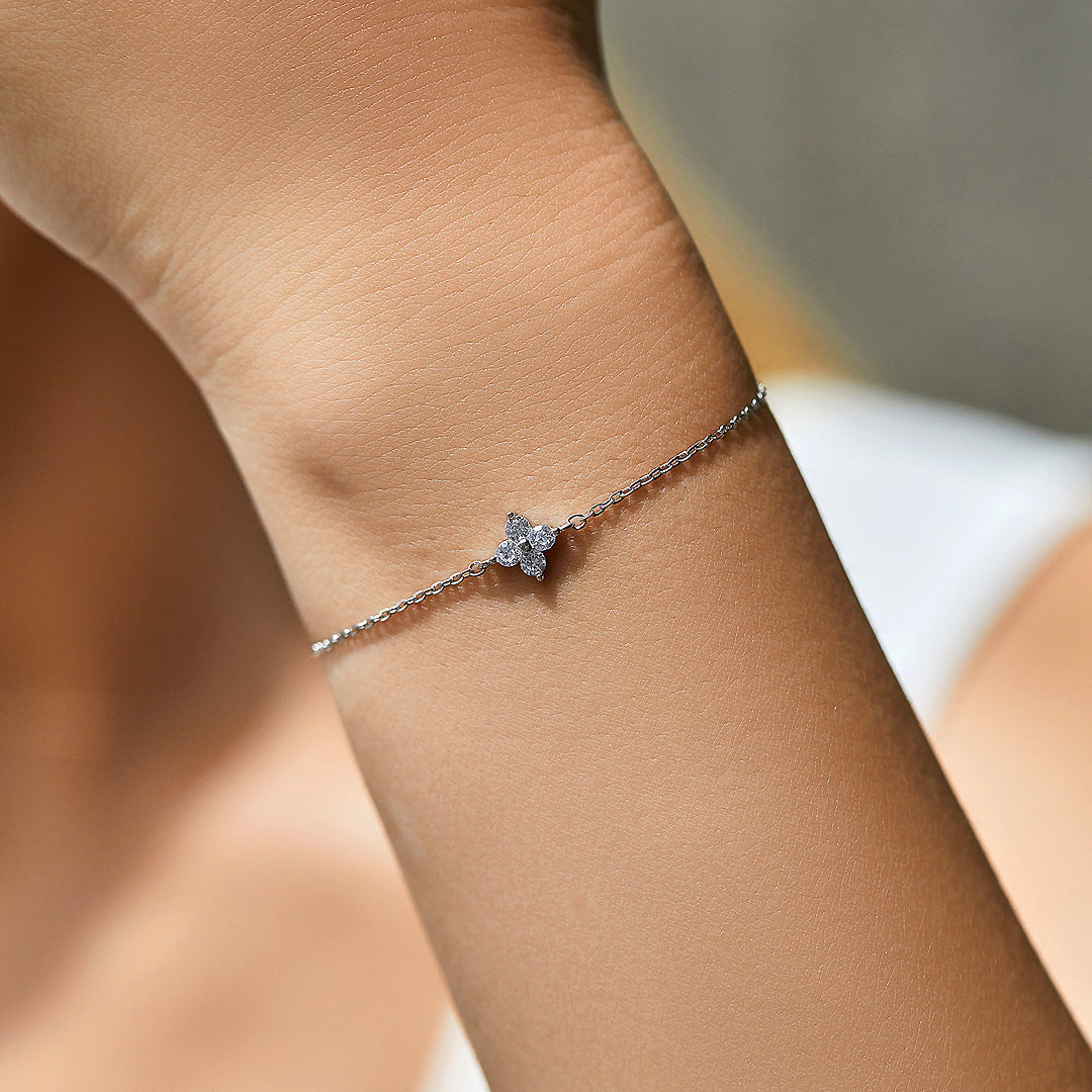 Four-Petal Flower Solitaire Bracelet | Diamond Simulant | Prm9105 - Bracelets | Singapore Jewellery, Wedding Rings & Gifts | Same Day Delivery | Tiara.com.sg
