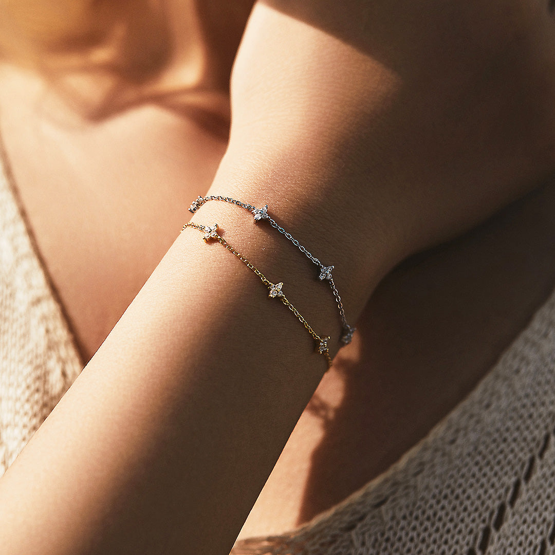 Star Cluster Link Bracelet | Diamond Simulant | Prm9110 - Bracelets | Singapore Jewellery, Wedding Rings &amp; Gifts | Same Day Delivery | Tiara.com.sg