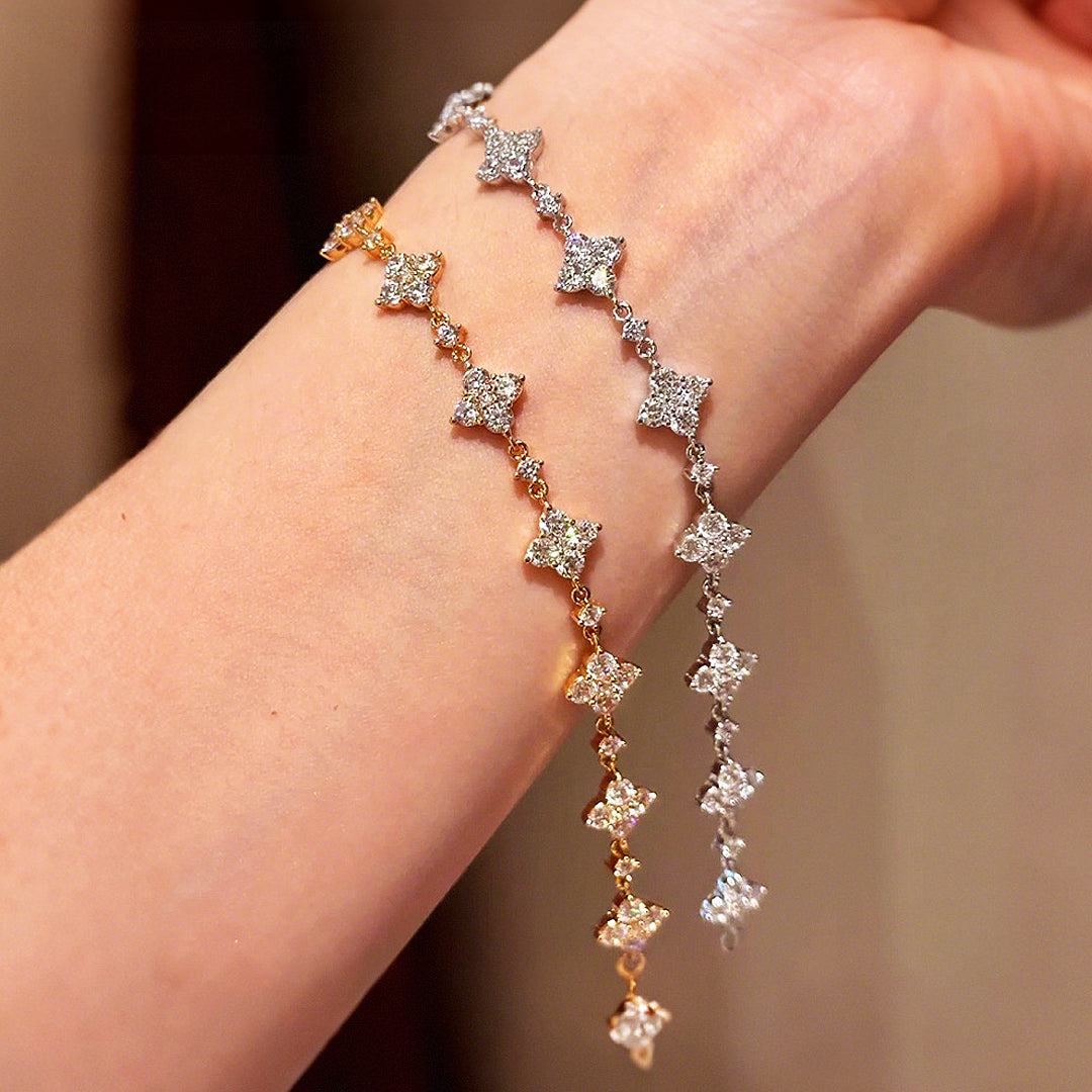 Clover Pavé Link Bracelet | Moissanite | Prm9129 - Bracelets | Singapore Jewellery, Wedding Rings &amp; Gifts | Same Day Delivery | Tiara.com.sg