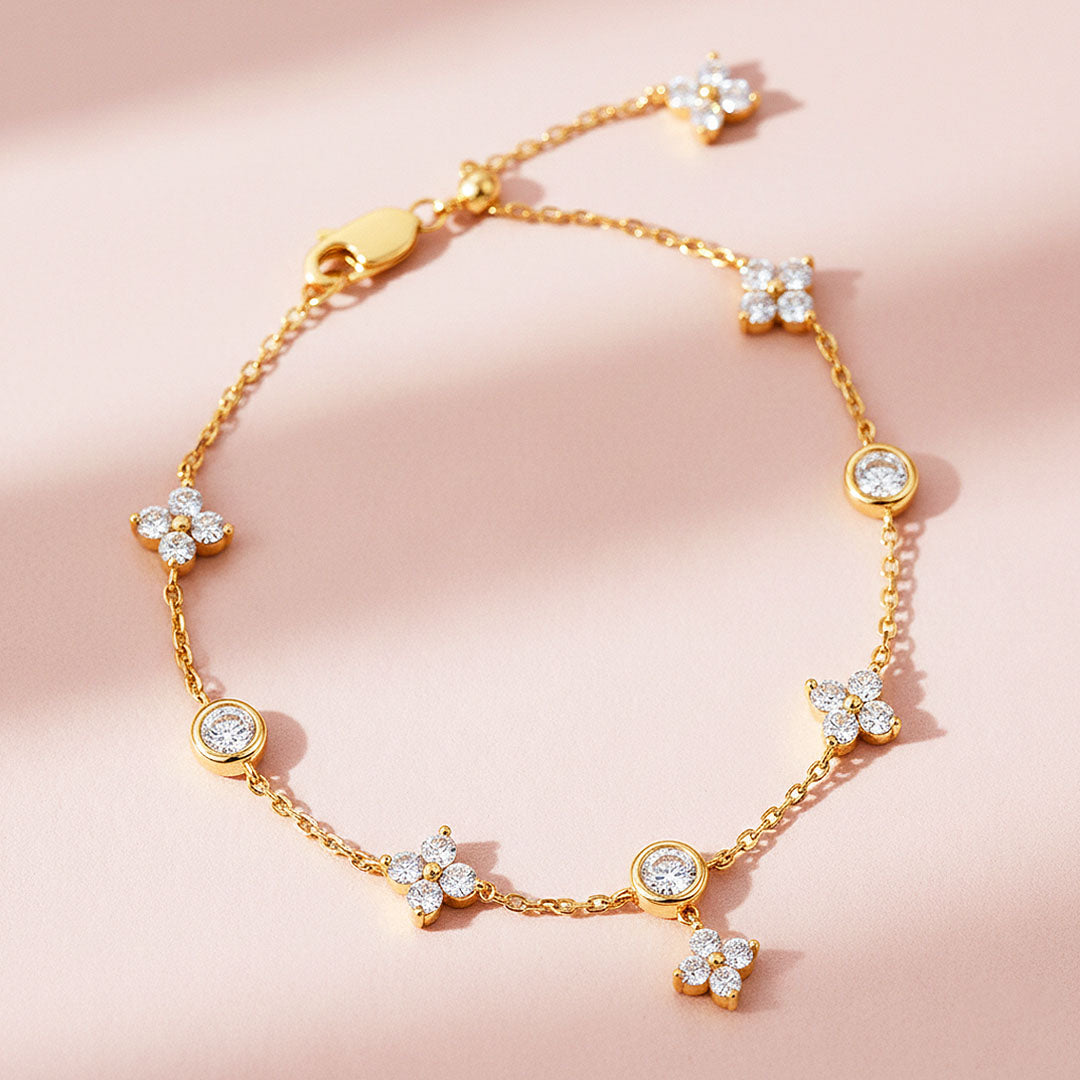 Clover Motif Charm Bracelet | Moissanite | Prm9130 - Bracelets | Singapore Jewellery, Wedding Rings & Gifts | Same Day Delivery | Tiara.com.sg