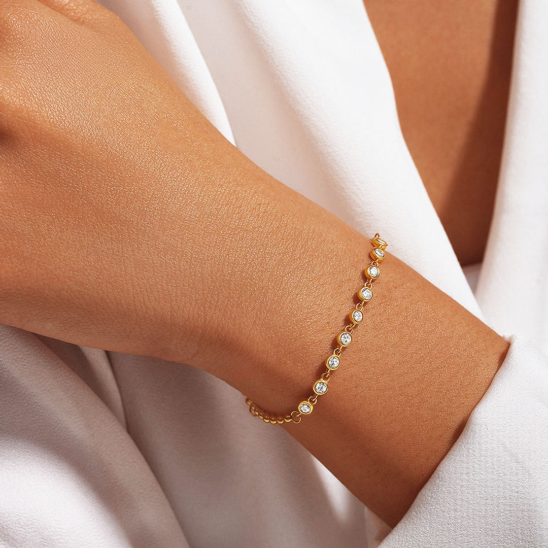 Bezel Moissanite Link Bracelet | Prm9131 - Bracelets | Singapore Jewellery, Wedding Rings & Gifts | Same Day Delivery | Tiara.com.sg