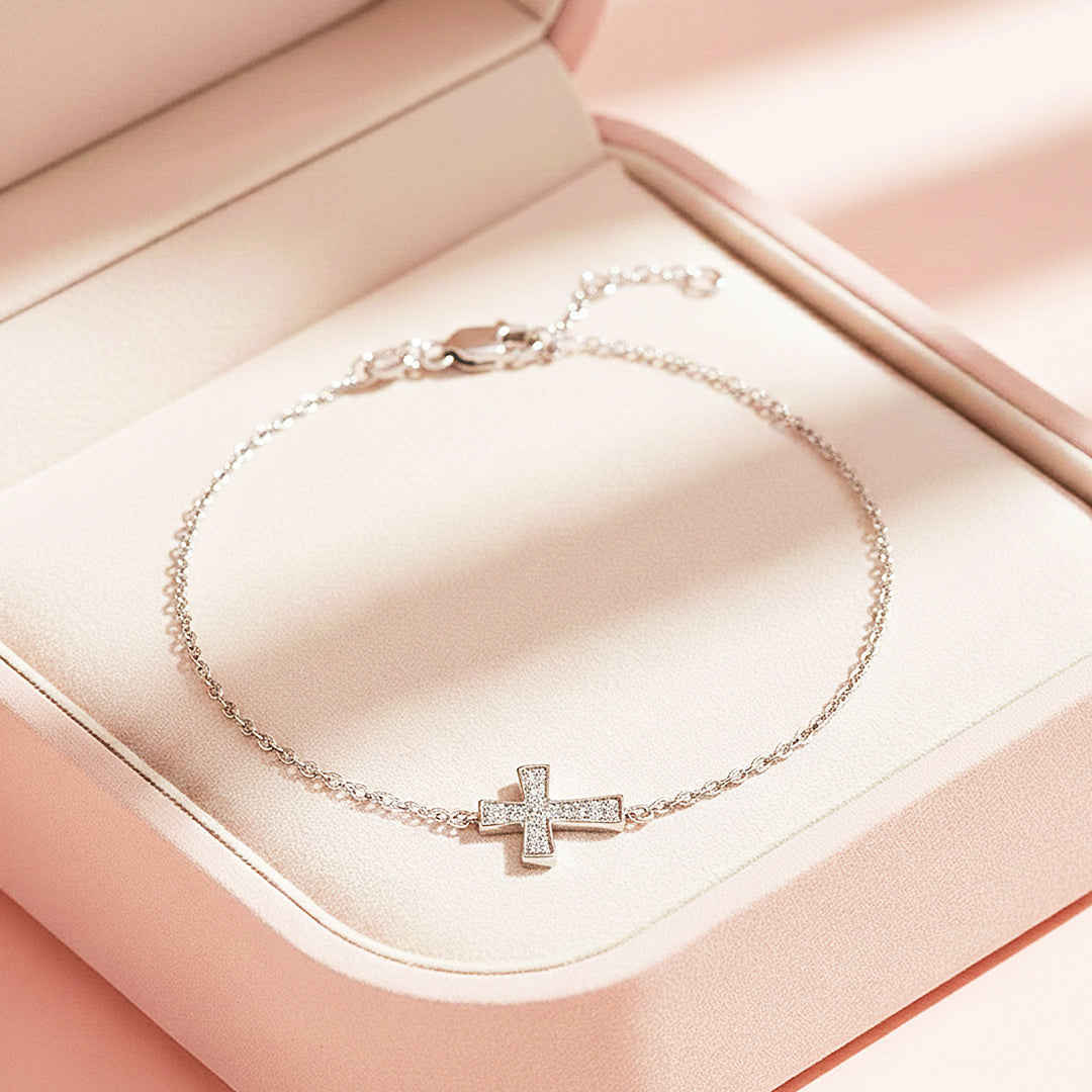 Cross Link Bracelet | Moissanite | Prm9146 - Bracelets | Singapore Jewellery, Wedding Rings & Gifts | Same Day Delivery | Tiara.com.sg