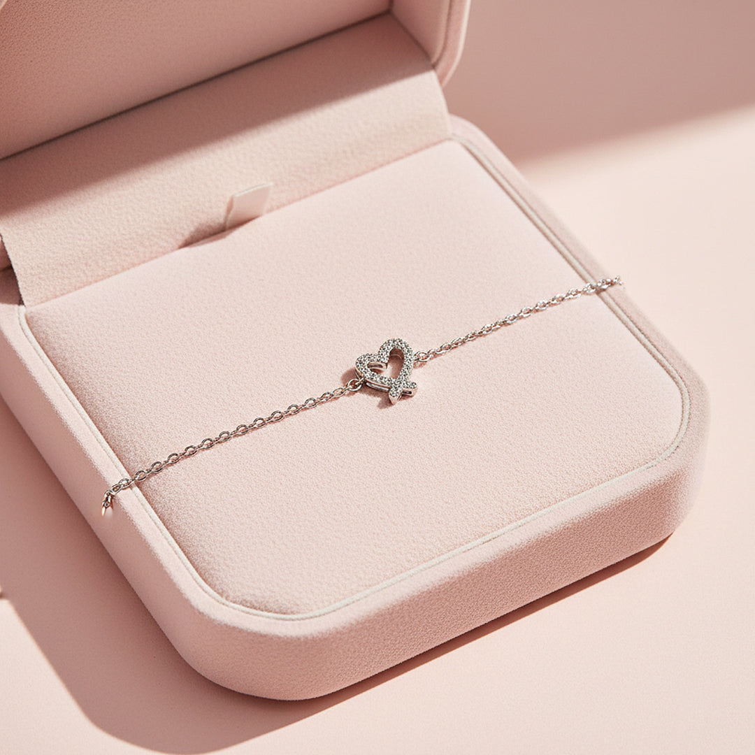 Pavé Heart Link Bracelet | Moissanite | Prm9148 - Bracelets | Singapore Jewellery, Wedding Rings &amp; Gifts | Same Day Delivery | Tiara.com.sg