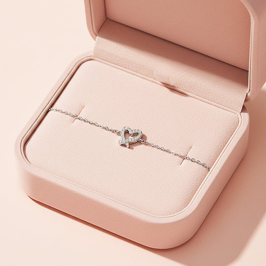 Pavé Heart Link Bracelet | Moissanite | Prm9148 - Bracelets | Singapore Jewellery, Wedding Rings &amp; Gifts | Same Day Delivery | Tiara.com.sg