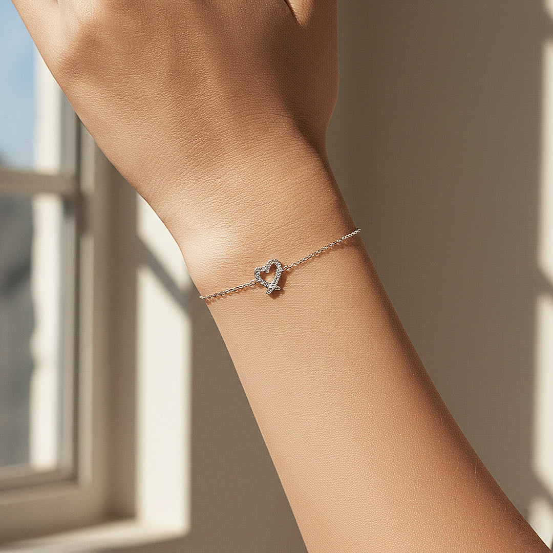 Pavé Heart Link Bracelet | Moissanite | Prm9148 - Bracelets | Singapore Jewellery, Wedding Rings &amp; Gifts | Same Day Delivery | Tiara.com.sg