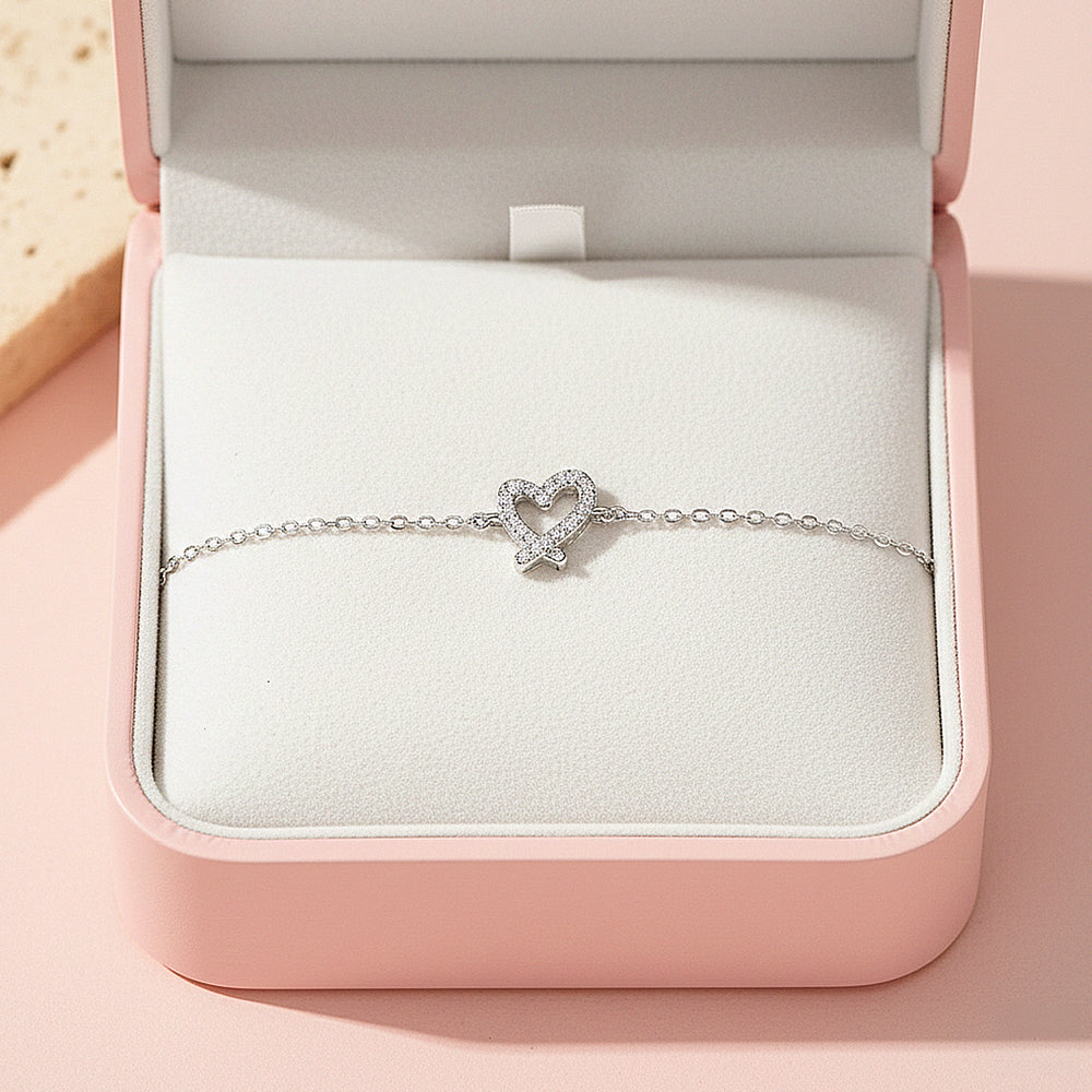 Pavé Heart Link Bracelet | Moissanite | Prm9148 - Bracelets | Singapore Jewellery, Wedding Rings & Gifts | Same Day Delivery | Tiara.com.sg