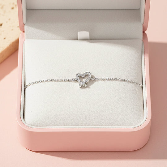 Pavé Heart Link Bracelet | Moissanite | Prm9148 - Bracelets | Singapore Jewellery, Wedding Rings &amp; Gifts | Same Day Delivery | Tiara.com.sg